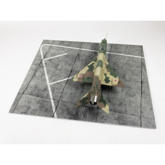 Red Fox Db-48004 1/48 3d Diorama Base Modern Nato Airfield Type 5 380x320mm Red Fox Db-48004 1/48 3d Diorama Base Modern Nato Airfield Type 5 380x320mm