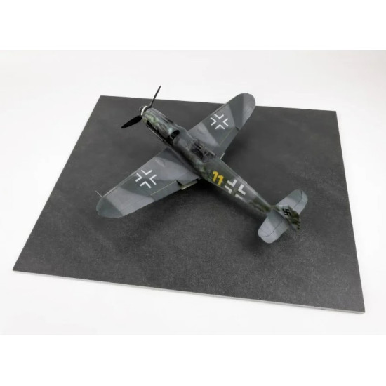 Red Fox Db-35003 1/35 3d Diorama Base Asphalt Base Type 5 380x320mm Red Fox Db-35003 1/35 3d Diorama Base Asphalt Base Type 5 380x320mm