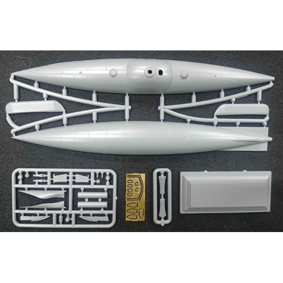 Mikro Mir 144-040 1/144 Nordenfelt 2 Steam-powered Submarine Plastic Model Kit Mikro Mir 144-040 1/144 Nordenfelt 2 Steam-powered Submarine Plastic Model Kit