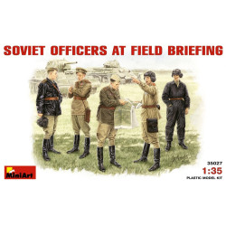 SOVIET OFFICERS AT FIELD BRIEFING - PLASTIC MODEL KIT 1/35 MINIART 35027