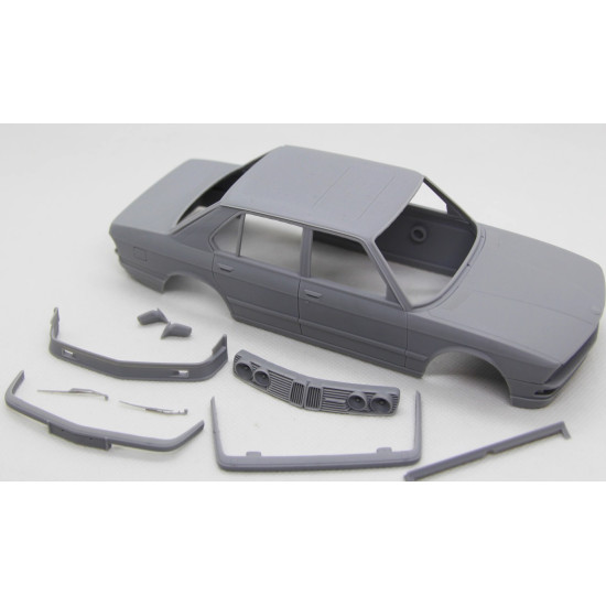 Diolex Dp24187 1/24 3d Print Resin Kit Alpina B9/B10 Bmw E28 With Black Decals