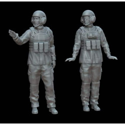 White Stork Miniatures F72117 1/72 Polish Crew Of Himars Resin Unassembled Unpainted