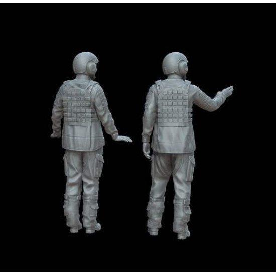 White Stork Miniatures F72117 1/72 Polish Crew Of Himars Resin Unassembled Unpainted