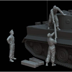 White Stork Miniatures F72158 1/72 Tiger I Crew Loading Ammo Resin Unassembled Unpainted