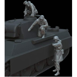 White Stork Miniatures F72160 1/72 Panther Crew On Recon Resin Unassembled Kit