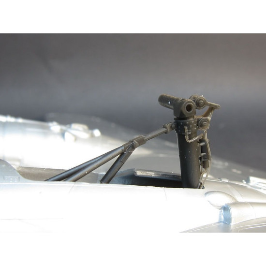 Kopecky Scale Models 48039 1/48 B-17 Landing Gear Loaded For Monogram