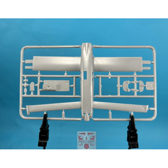 Sova Model 72058 1/72 Model 46 Voyager Plastic Model Kit