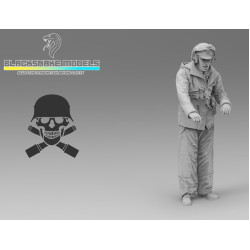 Black Snake Tiger-crew-05 1/35 Tiger Commander Totenkopf In Winter Uniform Eastern Front Resin Kit