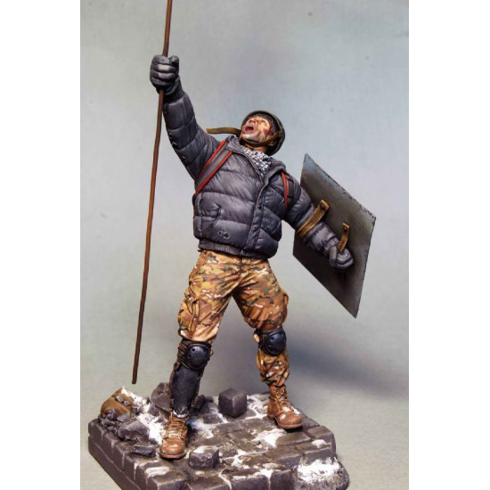 Freedom - revolution fighter Kyiv Maidan 2014 Kiev Ukraine Resin 1/16 Dan Models 16001