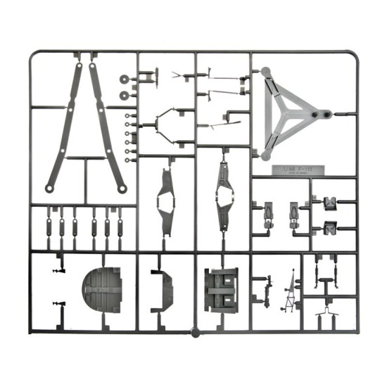 General Dynamics F-111 Aardvark 1/48 academy 1674