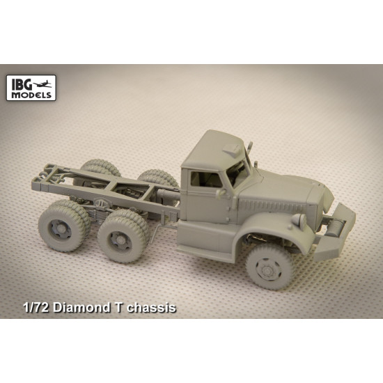 DIAMOND T 972 Dump Truck 1/72 IBG MODELS 72021