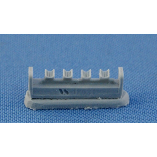 Wheel chocks for An-24, An-26, 4 pcs in a set 1/144 Northstar Models 144009
