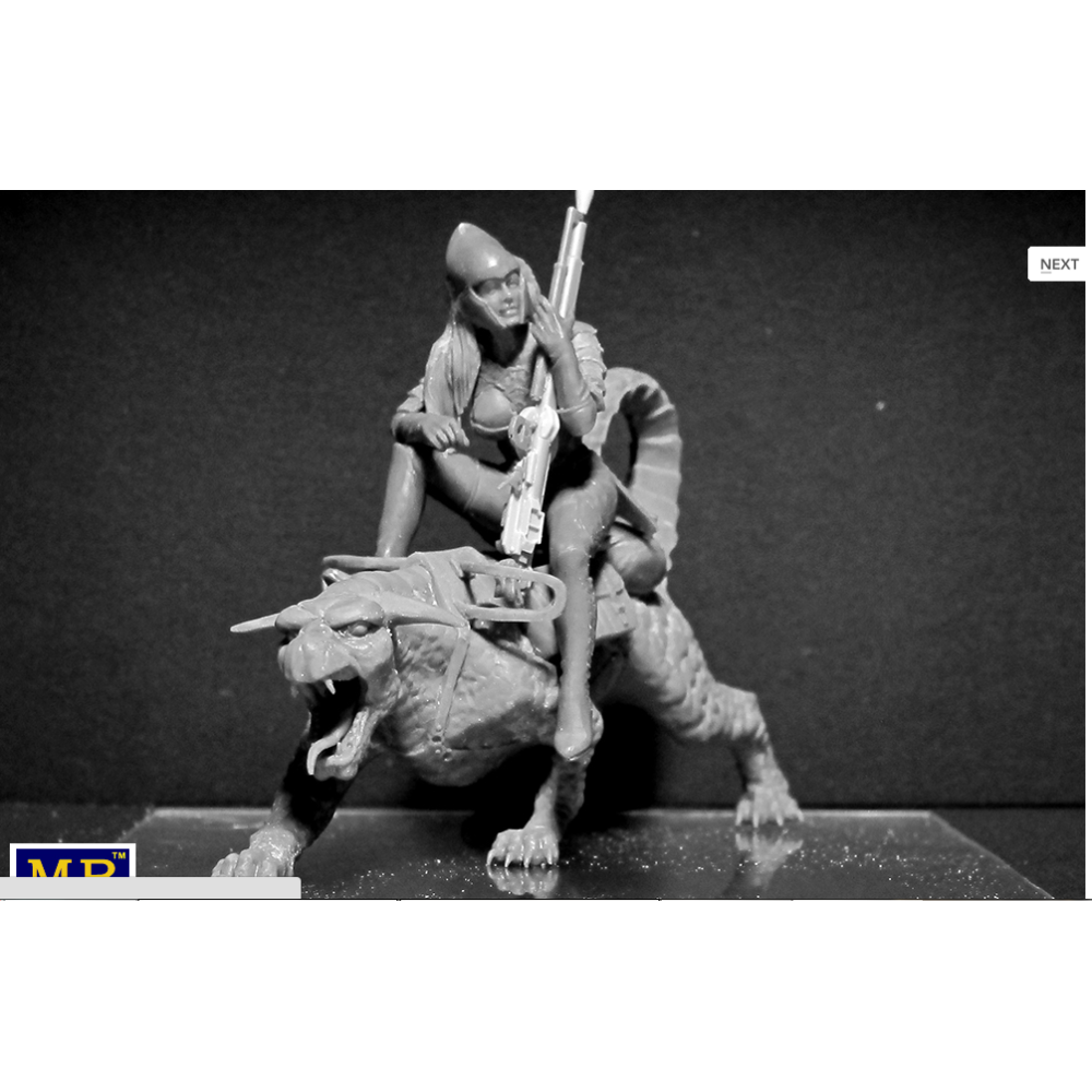 WORLD OF FANTASY PLASTIC MODEL KIT 1/24 MASTER BOX 24008 Model Kit