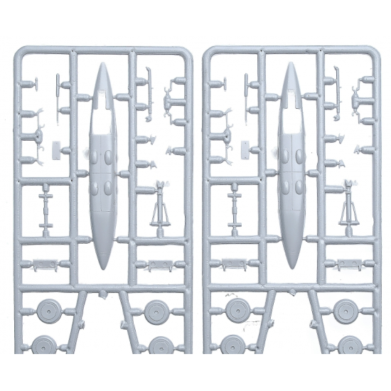 YAKOVLEV YAK-28L SOVIET BOMBER 1/72 AMODEL 72102