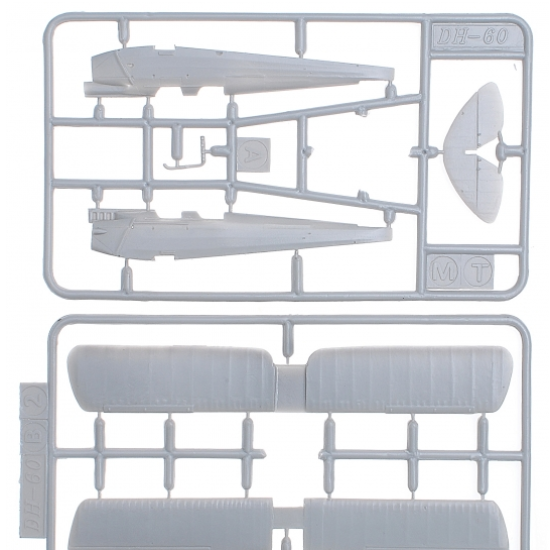 DE HAVILLAND DH.60M METAL MOTH 1/72 AMODEL 72282