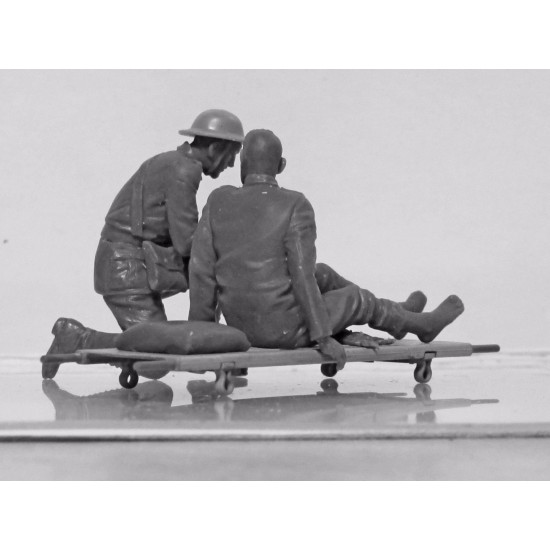 WWI US MEDICAL PERSONNEL 4 FIGURES AND MODEL STRETCHER 1/35 ICM 35694