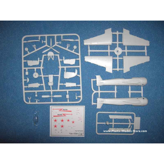 Yak-55M Soviet aerobatic aircraft 1/72 Amodel 72200