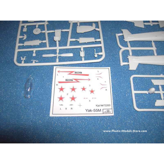 Yak-55M Soviet aerobatic aircraft 1/72 Amodel 72200