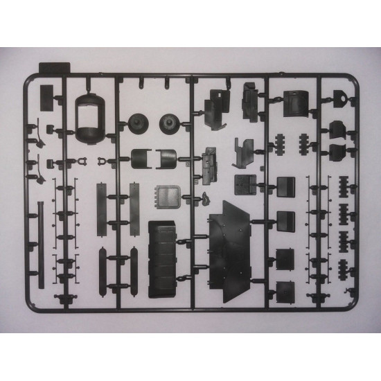 T-34-85 WWII SOVIET MEDIUM TANK SCALE 1/35 ICM 35367