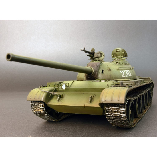 T-54-3 SOVIET MEDIUM TANK. Mod. 1951 - PLASTIC MODEL KIT SCALE 1/35 MINIART 37015