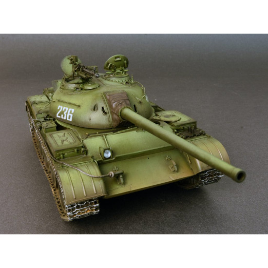 T-54-3 SOVIET MEDIUM TANK. Mod 1951. INTERIOR KIT - PLASTIC MODEL KIT SCALE 1/35 MINIART 37007