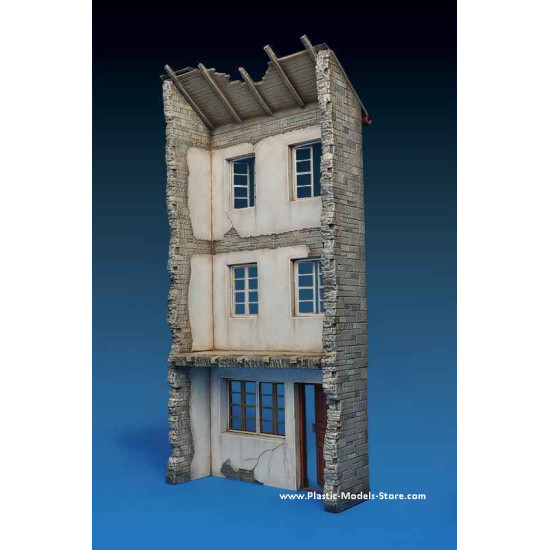 GERMAN RUINED GASTHOF building for diorama 1/35 Miniart 35538