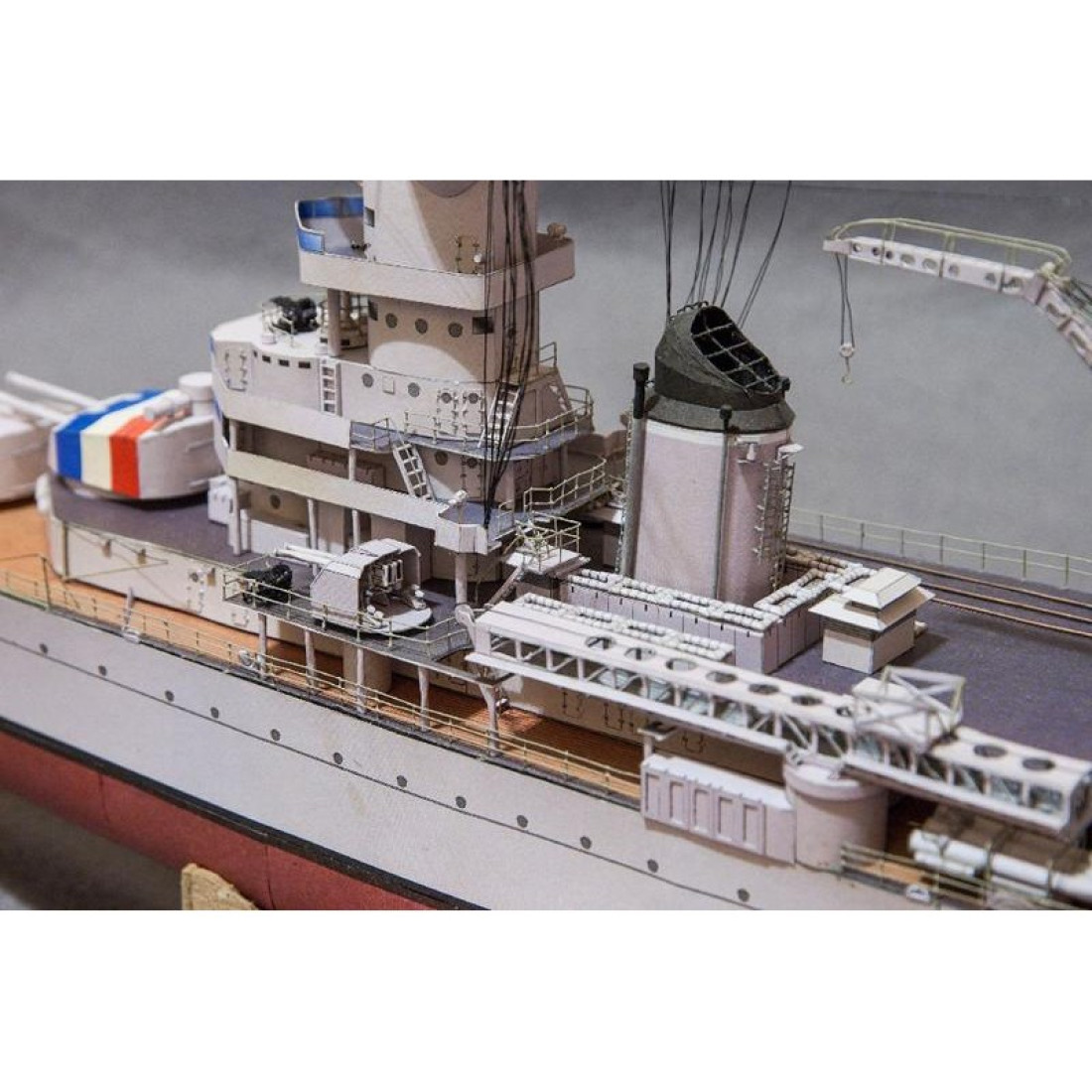 PAPER MODEL KIT MILITARY FLEET CRUISER ALGERIA 1/200 OREL 27 Model Kit ...