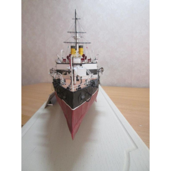 PAPER MODEL KIT MILITARY FLEET BATTLESHIP NAVARIN 1/200 OREL 55