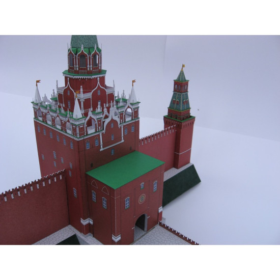 PAPER MODEL KIT MOSCOW KREMLIN TROITSKAYA TOWER AND KUTAFIYA 1/250 OREL 64