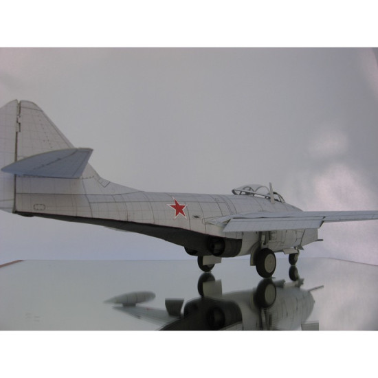 PAPER MODEL KIT MILITARY AVIATION MIG-9 FIGHTER 1/33 OREL 78