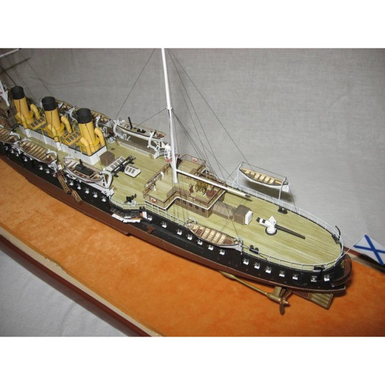 PAPER MODEL KIT PROTECTED CRUISERS OF THE 1ST RANK SVETLANA 1/200 OREL 123