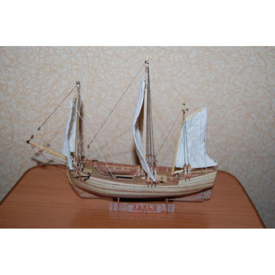 PAPER MODEL KIT CIVIL FLEET POMOR BOAT REPLICA ST. NICHOLAS 1/100 OREL 168