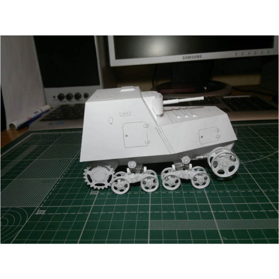 PAPER MODEL KIT SOVIET ARMORED TROOPER XT3 - 16 1/25 OREL 257