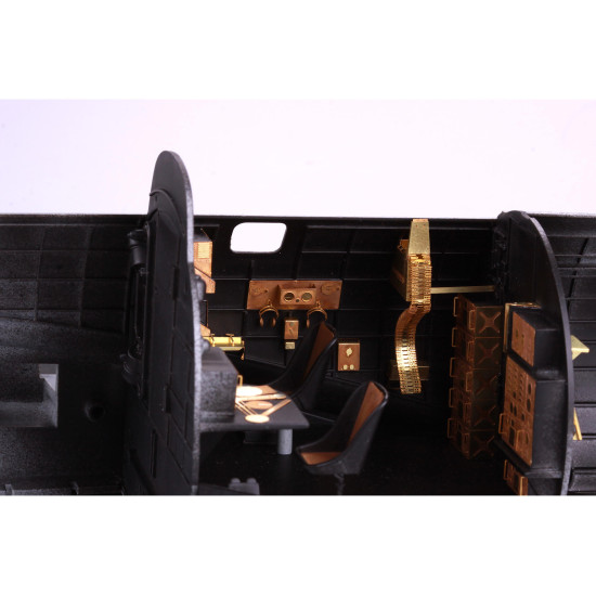 Eduard 32903 1/32 B-17F waist section Photo-Etched for Aircraft Photo etched set