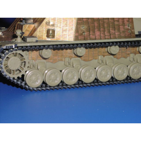 Eduard 35420 1/35 Zimmerit Sd.Kfz.166 Brummbär Photo-Etched for AFV Photo etched set