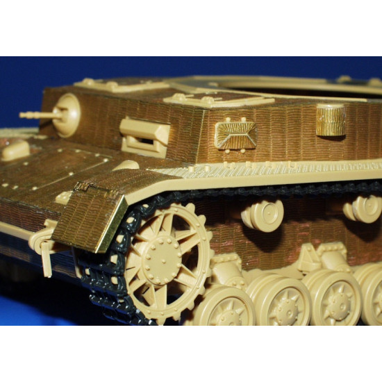 Eduard 35451 1/35 Zimmerit Flakpanzer IV Wirbelwind Photo-Etched for AFV Photo etched set