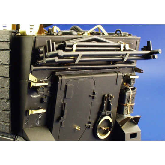 Eduard 35650 1/35 M-577 Command post car Photo-Etched for AFV Photo etched set