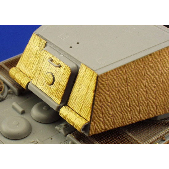 Eduard 35699 1/35 Zimmerit King Tiger Henschel Photo-Etched for AFV Photo etched set