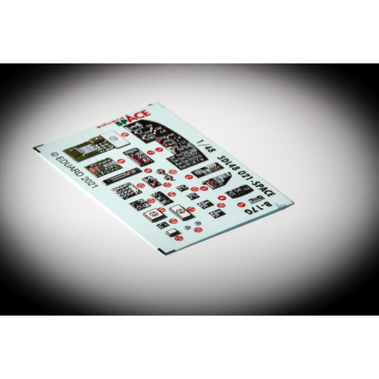 Eduard 3DL48021 1/48 B-17G SPACE 3D Decal for Aircraft Space Eduard 3DL48021 1/48 B-17G SPACE 3D Decal for Aircraft Space