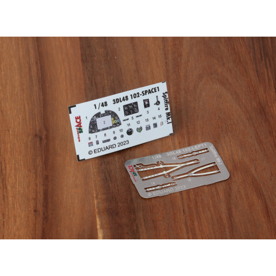 Eduard 3DL48101 1/48 P-51D-5 SPACE 3D Decal for Aircraft Space