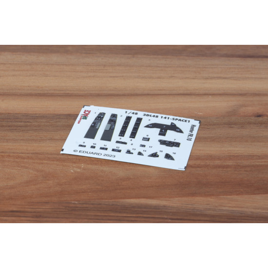 Eduard 3DL48141 1/48 Hunter FR.10 SPACE 3D Decal for Aircraft Space Eduard 3DL48141 1/48 Hunter FR.10 SPACE 3D Decal for Aircraft Space