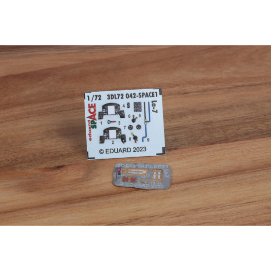Eduard 3DL72042 1/72 La-7 SPACE 3D Decal for Aircraft