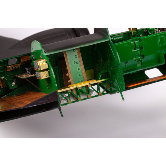 Eduard 491465 1/48 B-17F bomb bay Photo-Etched for Aircraft