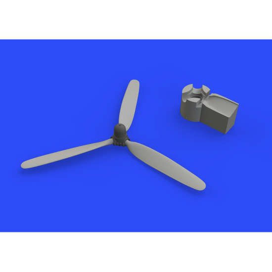 Eduard 632110 1/32 F4U-1 propeller Brassin for Aircraft Eduard 632110 1/32 F4U-1 propeller Brassin for Aircraft