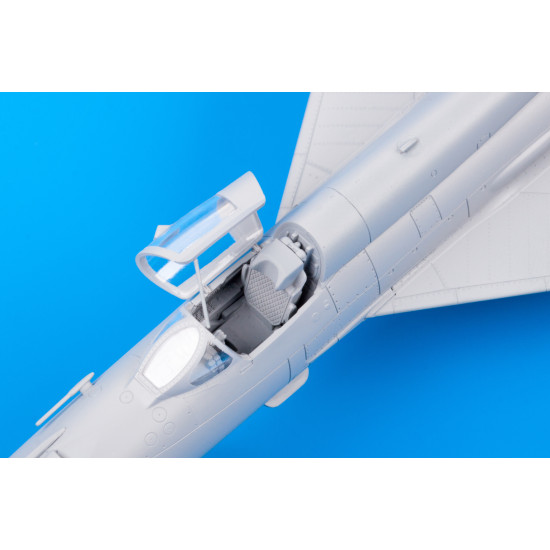 Eduard 70141 1/72 MiG-21MF interceptor Plastic for Aircraft Profipack