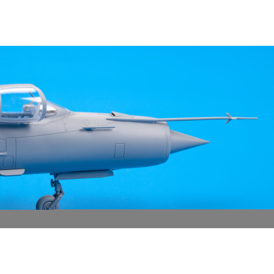Eduard 70141 1/72 MiG-21MF interceptor Plastic for Aircraft Profipack
