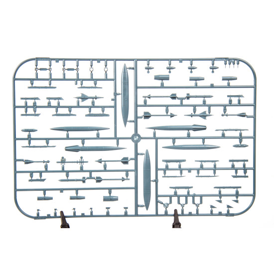Eduard 70142 1/72 MiG-21MF Fighter Bomber Plastic for Aircraft Profipack