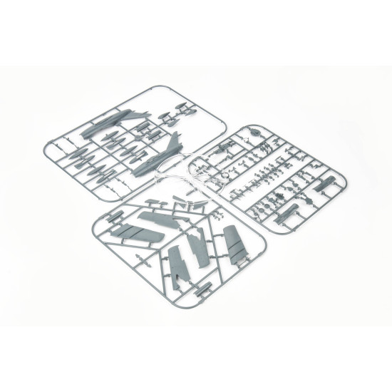 Eduard 7055 1/72 UTI MiG-15 Plastic for Aircraft Profipack