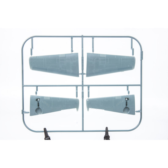 Eduard 7457 1/72 F6F-3 Plastic for Aircraft Weekend edition