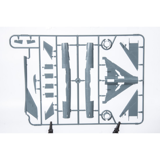 Eduard 7458 1/72 MiG-21MF Fighter Bomber Plastic for Aircraft Weekend edition